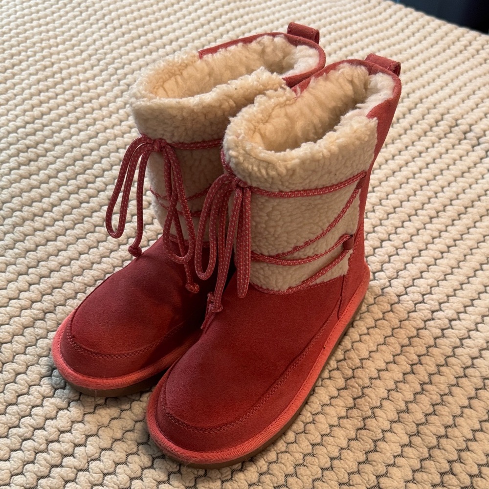 Koolaburra Pink Suede Boots with Cream Fur